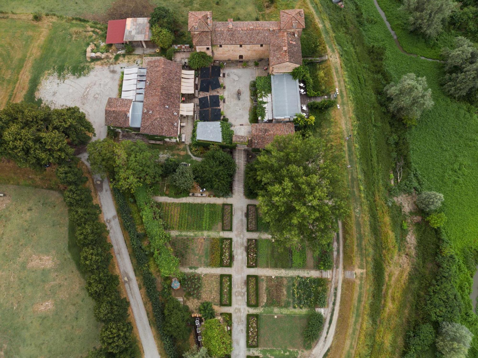 Antica Corte Pallavicina Relais Polesine Parmense Buitenkant foto