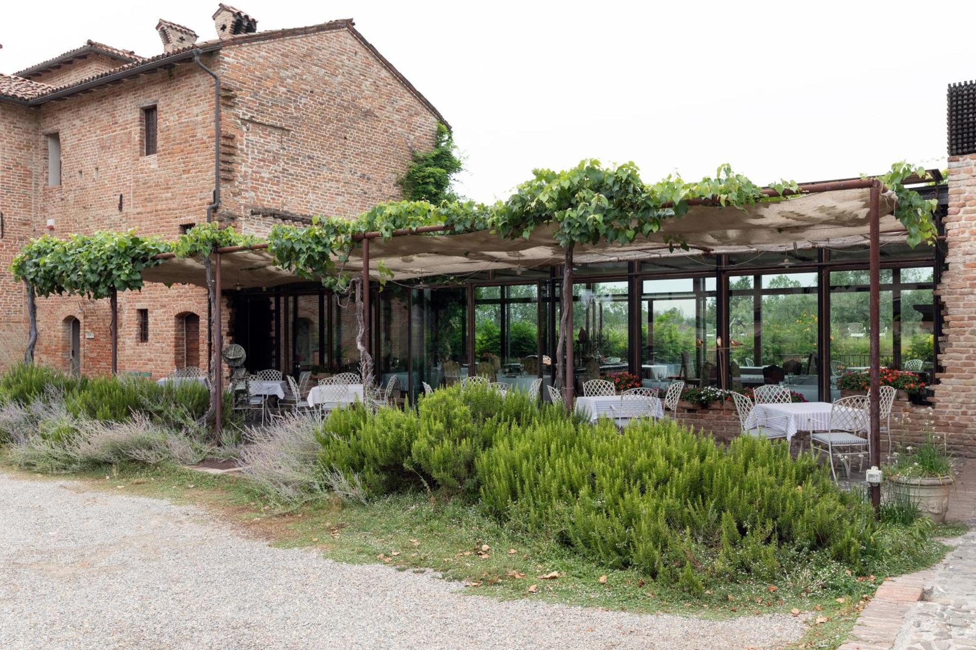Antica Corte Pallavicina Relais Polesine Parmense Buitenkant foto
