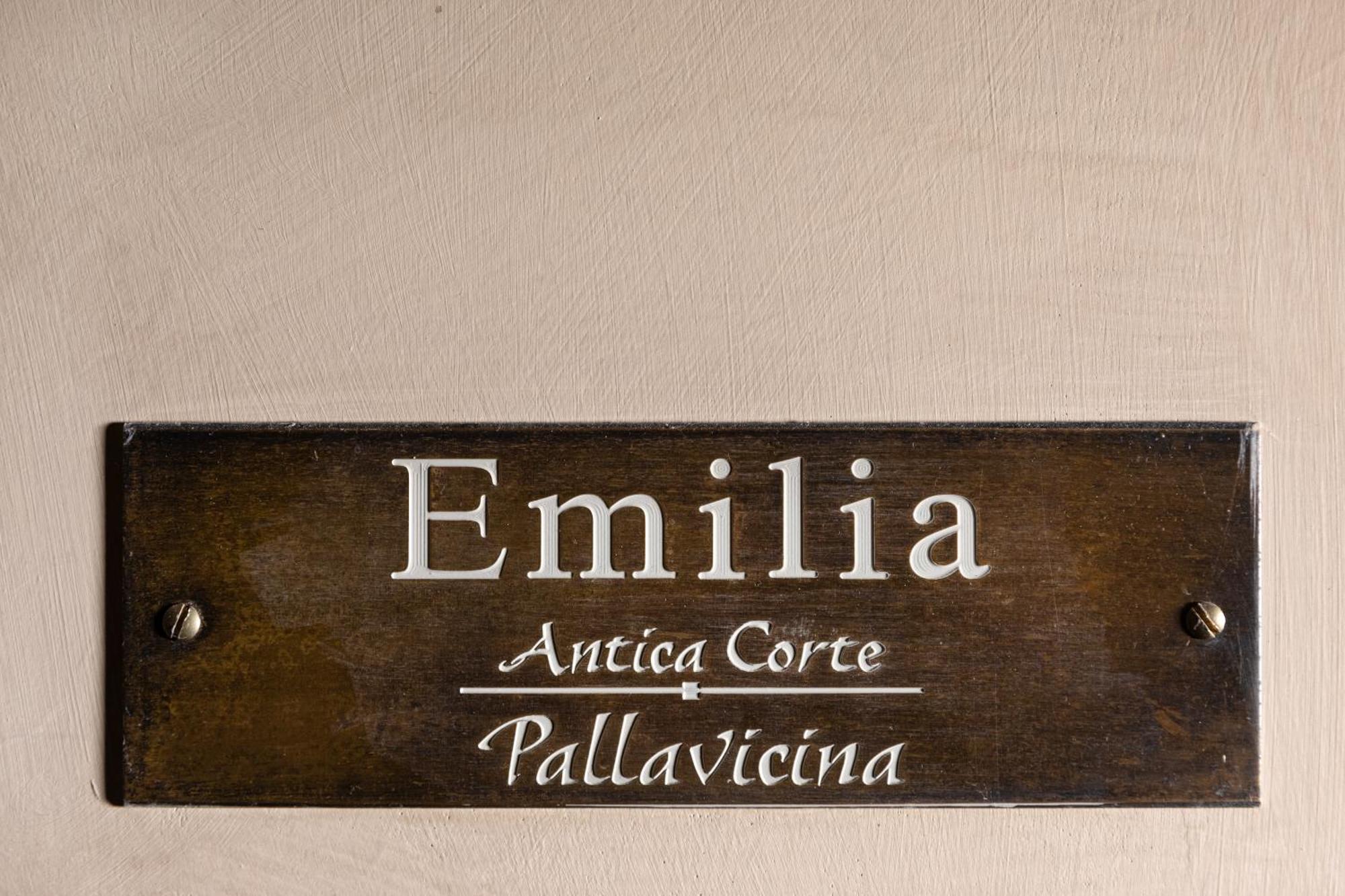 Antica Corte Pallavicina Relais Polesine Parmense Buitenkant foto